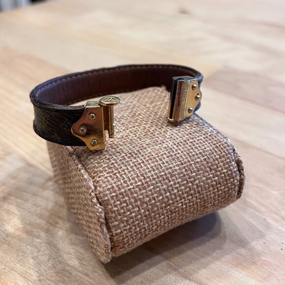 LOUIS VUITTON Women’s Spirit Bracelet Brown — Authentic & Gently Used - Picture 1 of 5